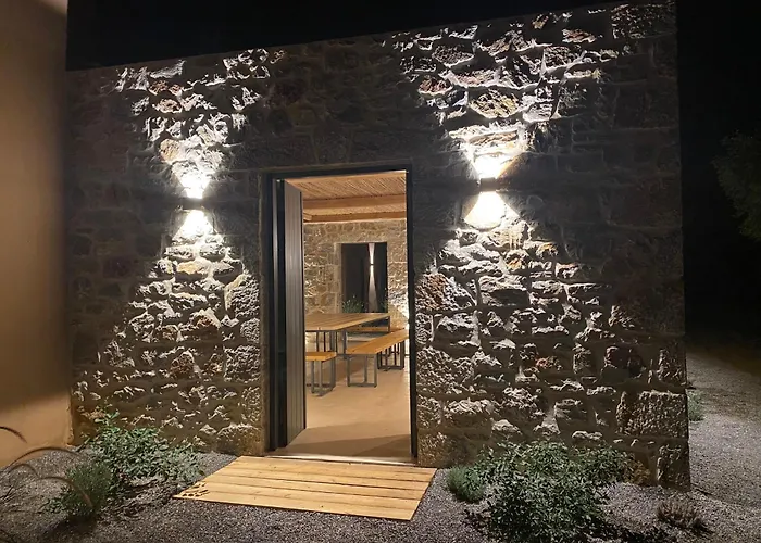 אתר נופש Inspiro Retreat Mani